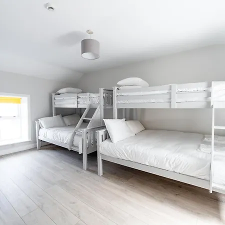 Mj O'connor's * County Leitrim