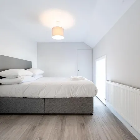 Mj O'connor's County Leitrim